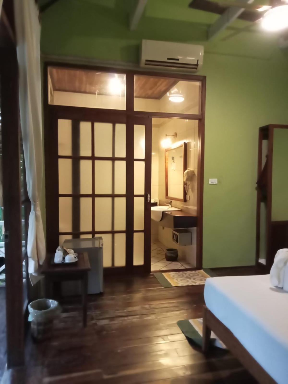 Sala Done Khone Hotel Ban Khon Екстериор снимка